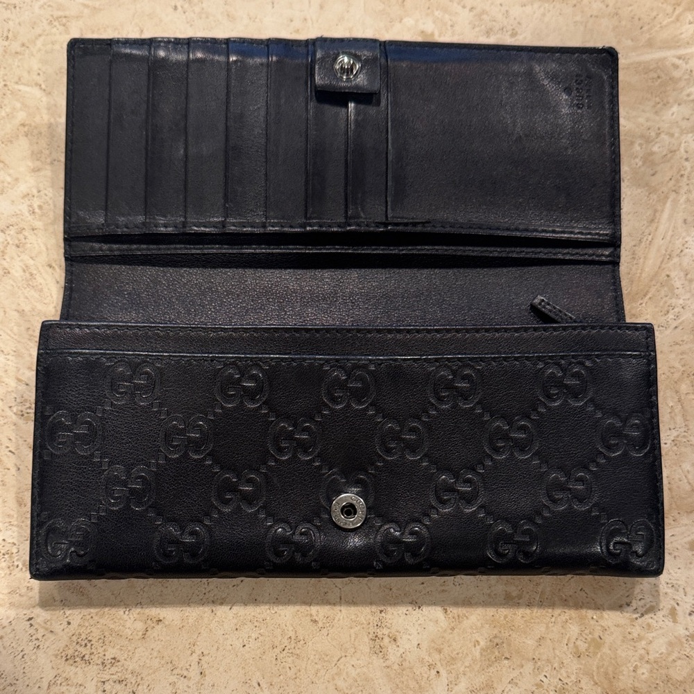 Gucci Black Embossed GG Leather Long Wallet - Picture 2 of 8